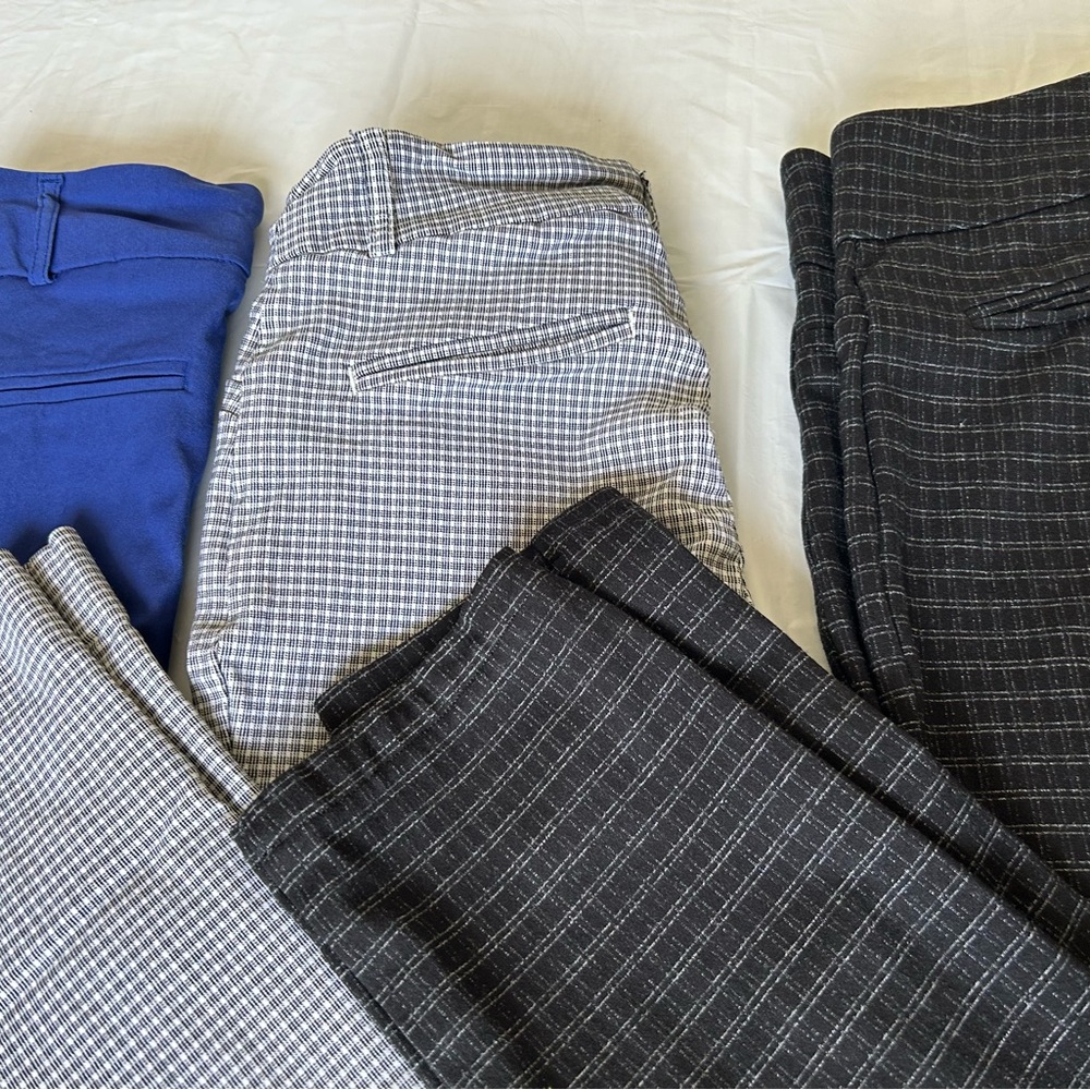 3 pants, Hilary Radley and Dalia - Picture 3 of 6